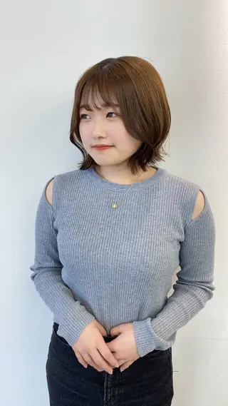 ショート akane/ 縮毛矯正/暖色のヘアスタイル