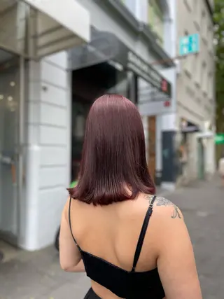 カラー Kana .のヘアスタイル