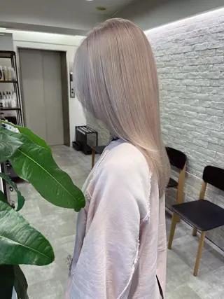 カラー TENSHO ハイトーンレイヤーのヘアスタイル