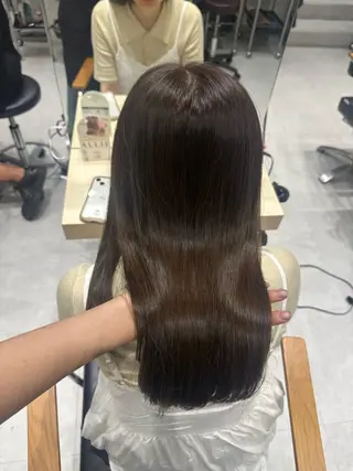ロング カラー SOYON Reiのヘアスタイル