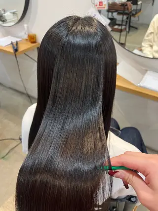 パーマ beleefric 🩵黒木芽衣のヘアスタイル