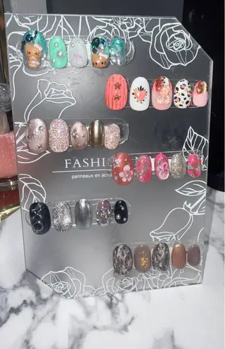 ネイル nail salon ILODOLのネイルデザイン