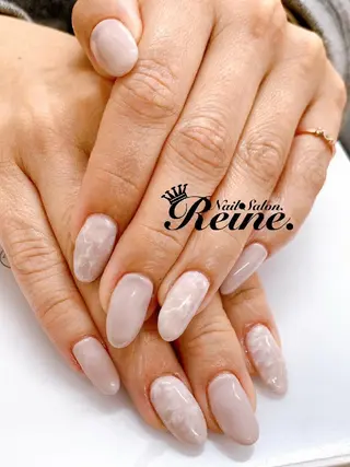 ネイル Nailsalon Reine所属・玉栄 伶奈のネイルデザイン