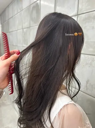カラー taoka ayaのヘアスタイル