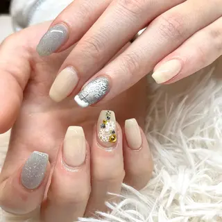 ネイル ＜まつげパーマ・アイブロウ・ヘアメイク 専門店＞Le vail 札幌円山店所属・Le vail Saitoのネイルデザイン