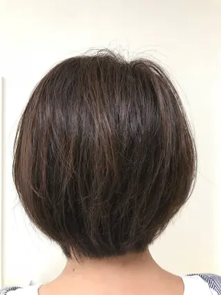 ショート カラー 横田 尚登のヘアスタイル