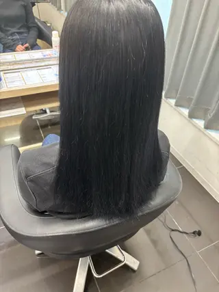 カラー 山本 紅葉のヘアスタイル