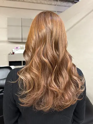 ミディアム Flulu by avance cross所属・段野吾颯 ／ベージュカラーのヘアスタイル