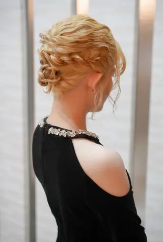 セミロング ヘアアレンジ 天羽 達也のヘアスタイル