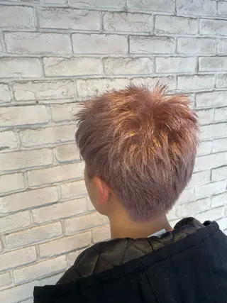 ショート カラー メンズ ヘアメ☯️派手髪 ☯️ルカのヘアスタイル