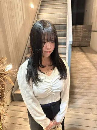 ロング 似合わせレイヤー 海外風レイヤーmioのヘアスタイル