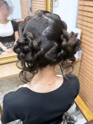 ヘアアレンジ セットサロンCURE 🩵あんみのヘアスタイル