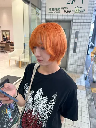 ショート メンズ/ブリーチ/ スパイキーのヘアスタイル