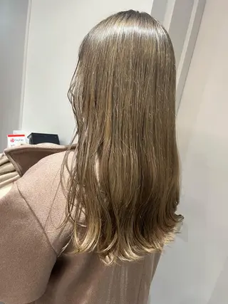 ロング 酸性縮毛矯正 Coreすずのヘアスタイル