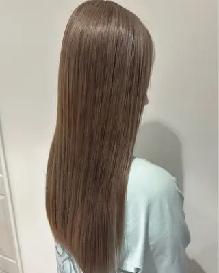 ロング カラー 唐澤 千尋のヘアスタイル