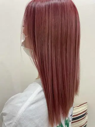 セミロング カラー 佐治 梨乃のヘアスタイル