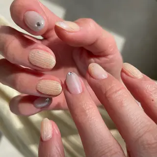 ショート m kaori𓃟のネイルデザイン