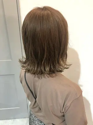 ミディアム カラー glad hairのヘアスタイル