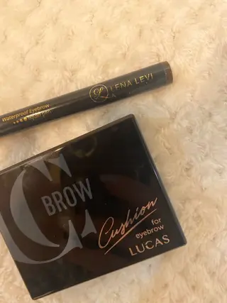 アイブロウ オズエフ所属・桑 奈都美の眉毛・アイブロウイメージ