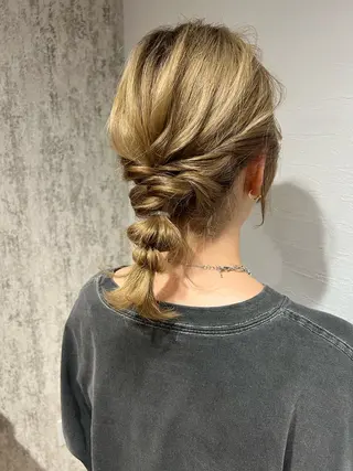 ヘアアレンジ 箕畑 麗菜のヘアスタイル