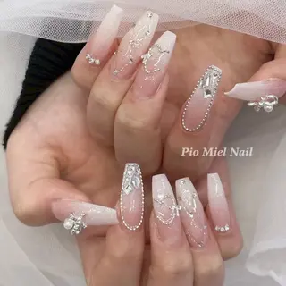 ネイル Pio Mielのネイルデザイン