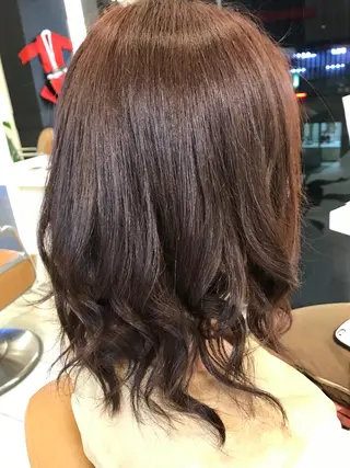 ミディアム カラー ヘアアレンジ 坂西 春果のマツエク・マツパデザイン