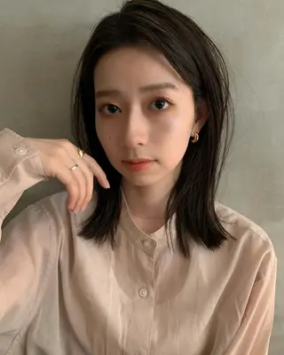 セミロング カラー アンニュイヘア🪽 ayumiのヘアスタイル