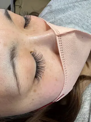 マツエク・マツパ Crazy Beauty渋谷道玄坂店所属・CRAZY BEAUTYのマツエク・マツパデザイン