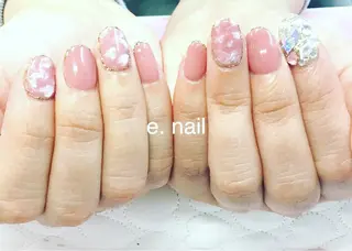 ネイル e.nail所属・和賀井 恵理のネイルデザイン