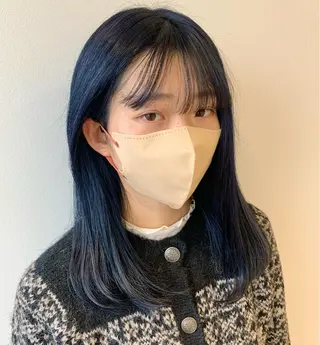 ミディアム カラー ayumi🌈 インナーカラー🌈のヘアスタイル