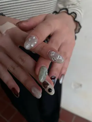 ネイル shion .のネイルデザイン