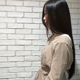 ロング 圧倒的透明感カラー nana🦕のヘアスタイル