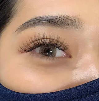 マツエク・マツパ Akari🖤 韓国アイドルまつぱのマツエク・マツパデザイン