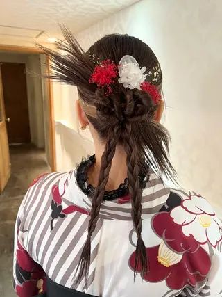 セミロング ヘアアレンジ ハイライト/インナー /ブリーチ/レイヤーのヘアスタイル