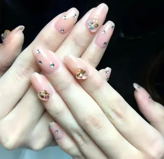 ネイル éclat所属・éclat エクラのネイルデザイン