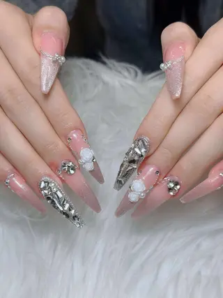 ネイル Lumi Nail 新大久保3‘のネイルデザイン