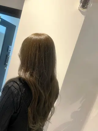 カラー 小原 里都のヘアスタイル