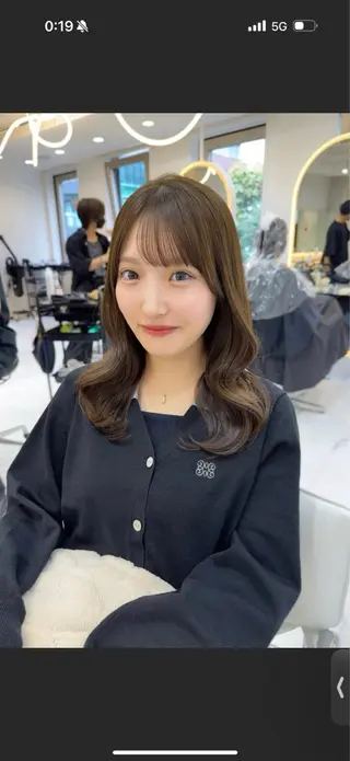 ミディアム Sayaka ii+Uのヘアスタイル