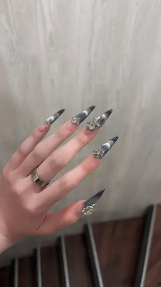 ネイル 名古屋ワンホンネイル 沙理亜のネイルデザイン