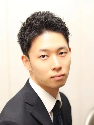 メンズ HAIR&GROOMING YOSHIZAWA Inc所属・渡邊 絢のヘアスタイル