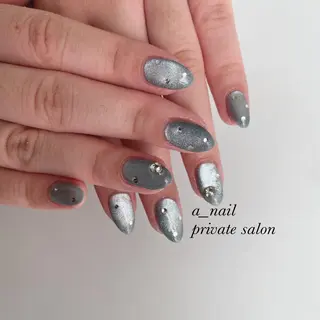 ネイル 菅 恵奈のネイルデザイン