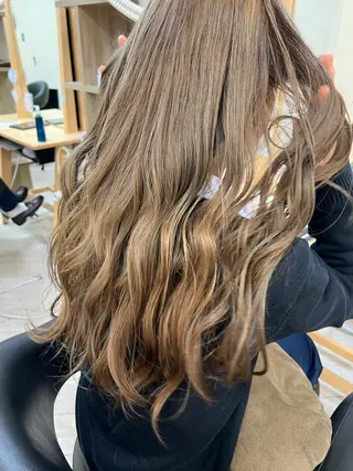 ロング インナーカラー👾 Chibiのヘアスタイル