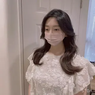 ロング La paix所属・パーソナルカラー lapiax阿部のヘアスタイル