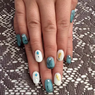 ネイル 藤 あやのネイルデザイン