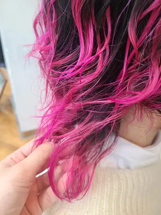 ショート カラー パーマ 坪井 佑美のヘアスタイル