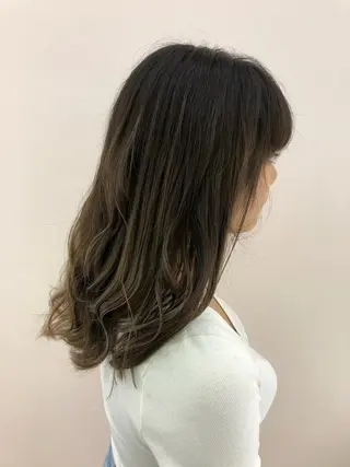 カラー 茅ヶ崎/ハイライト/ ハイトーン/関口実華のヘアスタイル