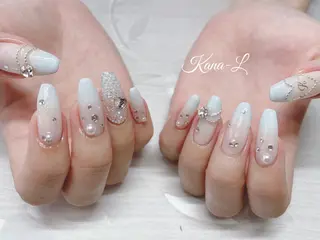 ネイル 芦辺 香奈のネイルデザイン