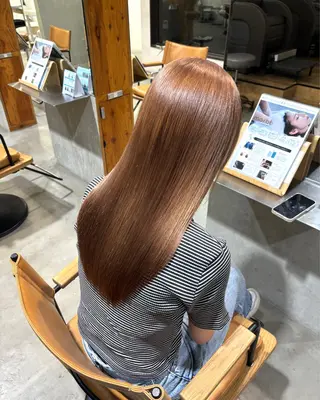 ロング カラー 小木曽 里華のヘアスタイル