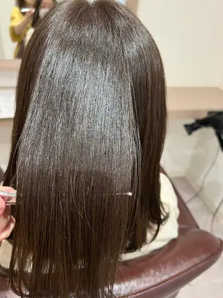 セミロング 井上 美春のヘアスタイル