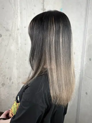 カラー ドアベルヘアリビング所属・加藤志保 🎗️🫧モデル募集のヘアスタイル